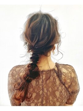 ヘアセット&メイク専門店 カスミ(Kasumi) ユルフワ編み下ろし