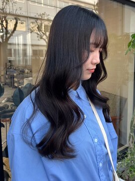 トナリ(tonari) 韓国風ロング　顔周りレイヤー　アッシュブラック【鹿児島中央】