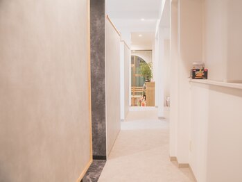 ラドル 三条店(radol sanjo)の写真/完全マンツーマン話題の髪質改善専門サロン◎髪本来の美しさ・うるツヤが叶うから、自分史上最高の美髪に♪