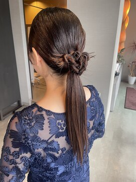 コレットヘア(Colette hair) アクセサリーローポニー