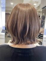 ソワネ 表参道(soigne)&nbsp;表参道くびれショート白髪ぼかし切りっぱなしボブレイヤーカット