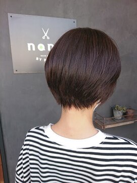 ナナ バイ ピケ(nana by pique) 暗髪/段カット/大人ショートボブ/ステップボーンカット/30代40代