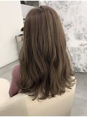 アッシュベージュ