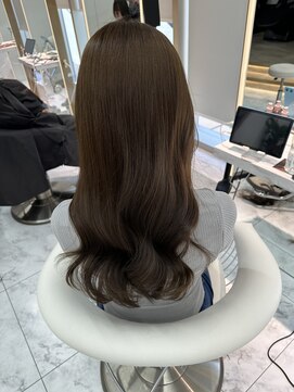 ロンドルピナス 小倉(Lond Lupinus) ミディアムヘア暗めカラー/デザインカラー/フェイスフレーミング