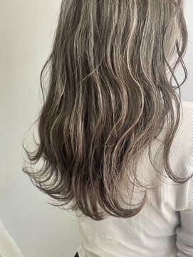 クロト(Clotho) ハイライトカラー×シルバーベージュ