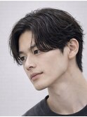 Hale刈り上げセンターパートニュアンスパーマフェザーパーマ原宿