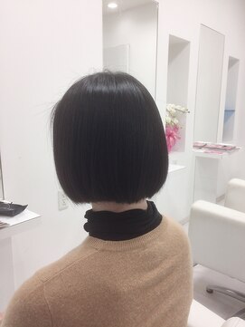 シアン レトロボブ