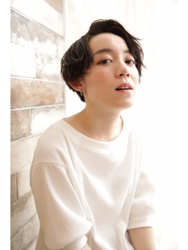 ネオリーブ チロル 横浜西口店(Neolive CiroL.) アップバングベリーショート 横浜