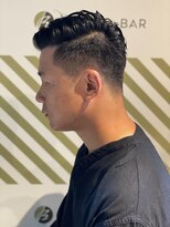 バーバーバー アカバネ(BARBER-BAR AKABANE)&nbsp;大人のサイドパートスタイル【BARBER-BAR】