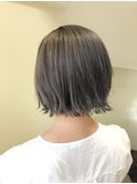 グレージュミニボブ