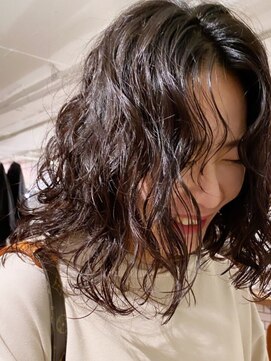 フランチェスカ(Francesca) くるくるのプードルパーマ