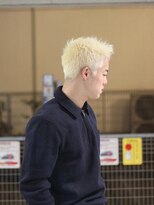 キングスマントーキョー 府中店(KINGSMAN TOKYO)&nbsp;ツーブロックマッシュ/波巻き/ハイライト/束感<理容室><府中駅>