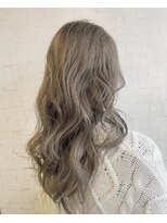 グラムアッシュ(GLAM ASH)&nbsp;波巻き透明感ミルクティーベージュ/パールベージュ