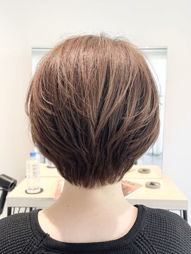 ストフ(stof) 大人ショート/ショートレイヤー/丸みショート/ショートボブ