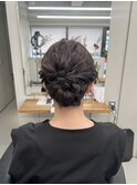 ミディアムヘアのゆるふわアップ【清板】