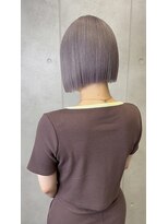 レオクマ(REOKUMA)&nbsp;ラベンダーグレージュ/こなれボブ/ブリーチ/お洒落ボブ