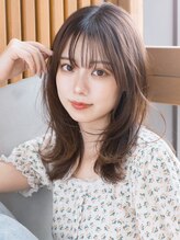 エレノア スパアンドトリートメント 千葉店(Eleanor spa&treatment) ふんわりミディアムレイヤー＆透明感カラー