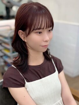 ネオリーブ クーロ(Neolive curro) 韓国前髪顔周り×小顔レイヤー[横浜/縮毛矯正/丸型卵型逆三角形]