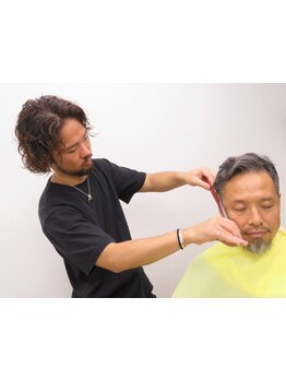 マンツーマン施術で、あなたにぴったりのスタイルを提供するプライベートbarber◎