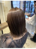 ニーイチイチ(211)&nbsp;ボブ/ミディボブ