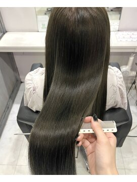 アルーシェ 秋葉原店(Alushe) オリーブベージュ