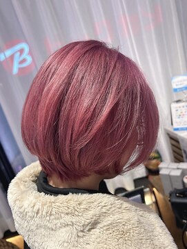 透明感ピンク/丸みショート/レイヤーカット