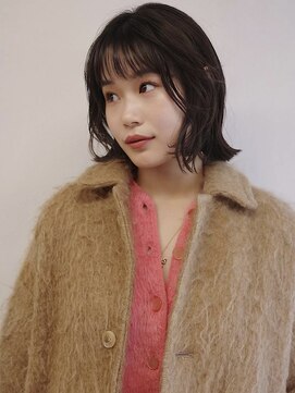 スク(SUKU) ニュアンスボブ×暗髪カラー