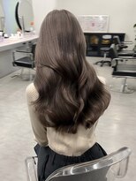 ティント 梅田(Tint) 【Yui】艶髪/シフォングレージュ(大阪梅田/ダブルカラー)