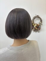 ジェムヘアスタジオ 湘南平塚南口店(Gem Hair Studio)&nbsp;暗めグレージュ×ミニボブ【Gem 神原】