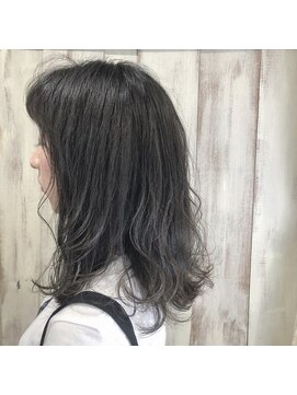 アンフィドットドゥルドゥ(AnFye.dueldo) 【AnFye.dueldo 】スモークアッシュ  ×  セミディウェーブ