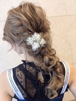 ヘアイズム ブランシュ(hair-ism BLanCHe) 編みおろしアレンジ