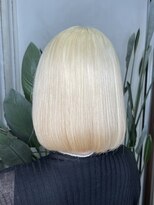 アン(Hair make un)&nbsp;ホワイトカラー♪【ボブ×ブロンド】