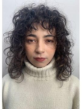 マグノリア オモテサンドウ(MAGNOLiA Omotesando) ボリュームスパイラルパーマ・・・HINATA