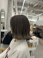 リル(re'll)&nbsp;《花屋併設》グレージュ［酸性ストレート/ヘアセット］