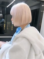 ランテルディ 渋谷(LANTERDIT)&nbsp;ホワイトカラー　ペールホワイト　切りっぱなしボブ