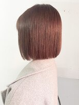 ヒビヲ(HIBIO) ショートボブ切りっぱなしボブタッセルボブ長めボブダブルカラー