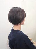 グレージュ白髪ぼかし×ショート