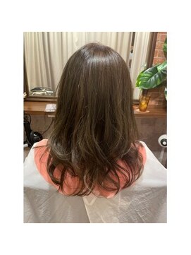 ヘアデザイン セレンディピティ(HAIR DESIGN Serendipity) オリーブカラー