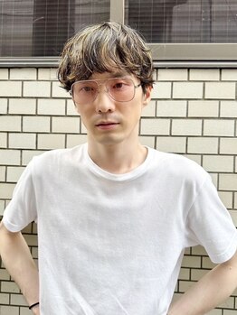 チックタック モーガン エアライン(TICK-TOCK MORGAN airline)の写真/夏に真似したい!お洒落と爽やかさを兼ね備えたキメすぎずビジネス・プライベートに馴染むデザインを再現!