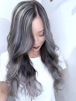 ブレイズヘアー(BLAZEhair) 【バツグンの筋感】ホワイトバレイヤージュ×ブリーチ2回