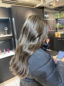 トニーアンドガイ 青山店(TONI & GUY) 【川原】赤み消しハイライトダブルカラー【ブリーチ】