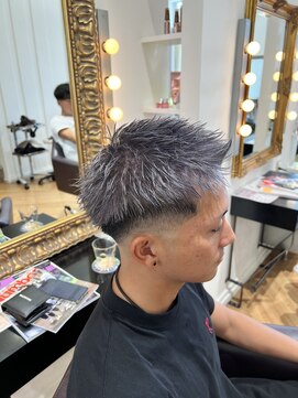 コワファースト  させぼ五番街店(COIFF1RST) フェード×シルバーグレー☆