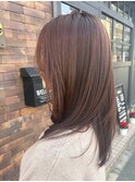 ピンクベージュ