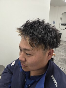 メンズ サージ(Men’s SURGE) ツイストスパイラルパーマ