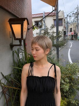 ヨナサン(Yona Saint) ハイトーンベリーショート