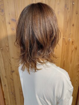 アルファサリダ(ALPHA SALIDA) 大人可愛い ミディアムレイヤー