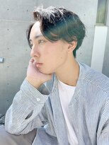 ヘアープレイス ヴィブ(hair place VIVE)&nbsp;トレンドのセンターパートで大人カッコ良いクールさを