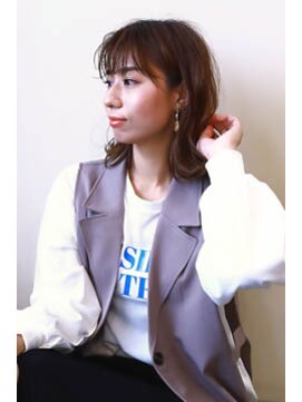 スピガ(SPIGA) 外はねミディアムボブ