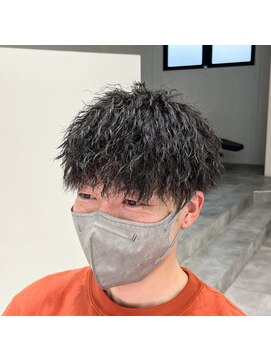 ルースト 西院店(ROOST) 縦落ちツイスト