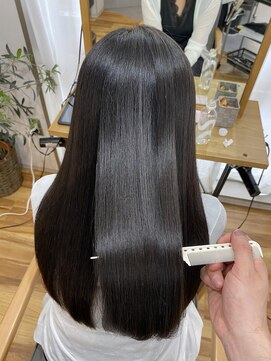 イニット 奈良新大宮(init.) 20代30代艶感ストレート♪髪質改善カラーミルクティーベージュ